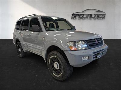 2000 Mitsubishi Pajero V75W SUV