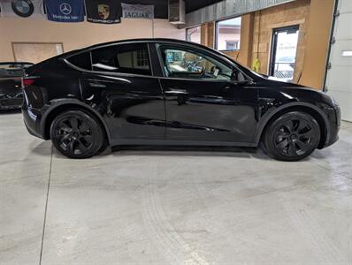 2023 Tesla Model Y Long Range   - Photo 11 - Bountiful, UT 84010