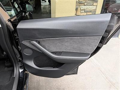 2023 Tesla Model Y Long Range   - Photo 24 - Bountiful, UT 84010