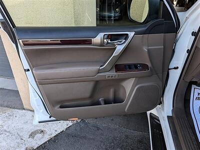 2016 Lexus GX 460 AWD   - Photo 18 - Bountiful, UT 84010