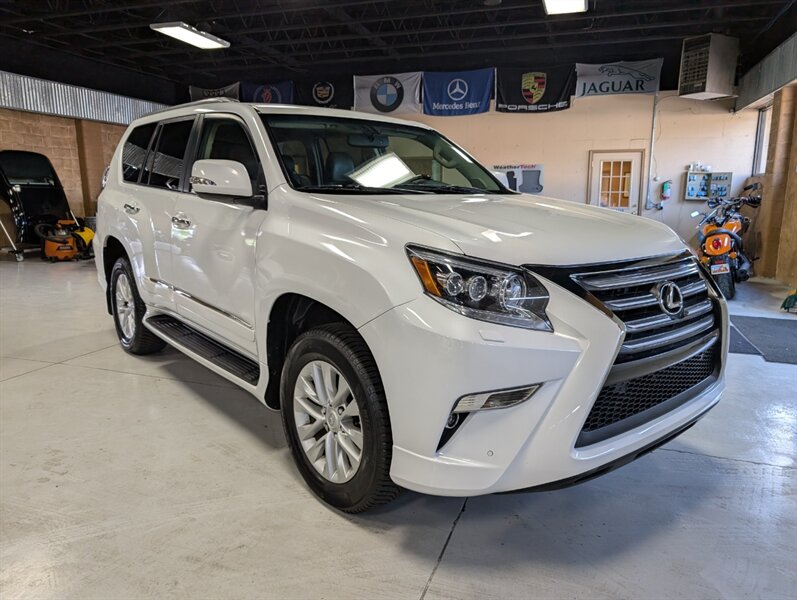 2016 Lexus GX 460 AWD   - Photo 1 - Bountiful, UT 84010