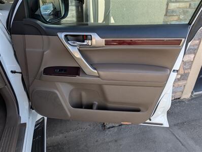2016 Lexus GX 460 AWD   - Photo 32 - Bountiful, UT 84010