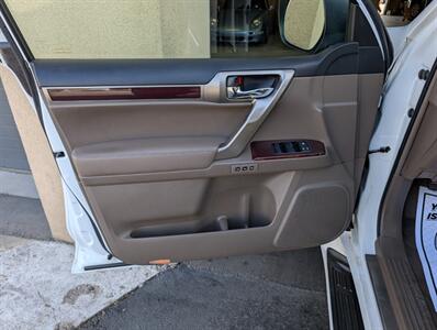 2016 Lexus GX 460 AWD   - Photo 18 - Bountiful, UT 84010