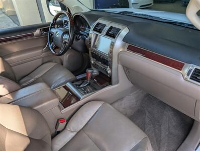 2016 Lexus GX 460 AWD   - Photo 4 - Bountiful, UT 84010