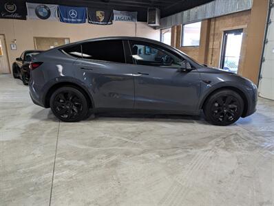 2023 Tesla Model Y Long Range   - Photo 11 - Bountiful, UT 84010