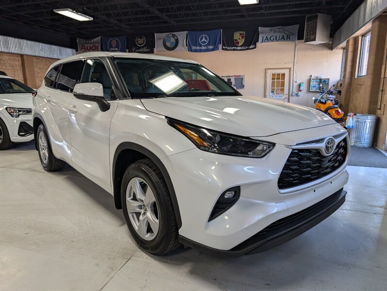 2022 Toyota Highlander LE - Photo 1 - Bountiful, UT 84010