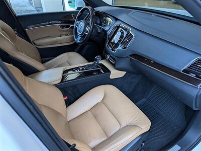 2017 Volvo XC90 T6 Momentum   - Photo 4 - Bountiful, UT 84010