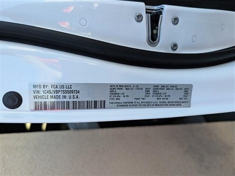 2025 Jeep Wagoneer Series II - Photo 35 - Bountiful, UT 84010