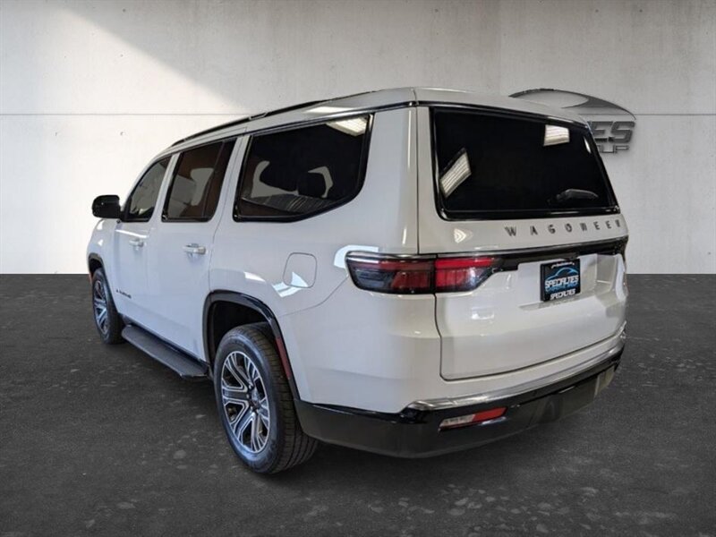 2025 Jeep Wagoneer Series II - Photo 8 - Bountiful, UT 84010