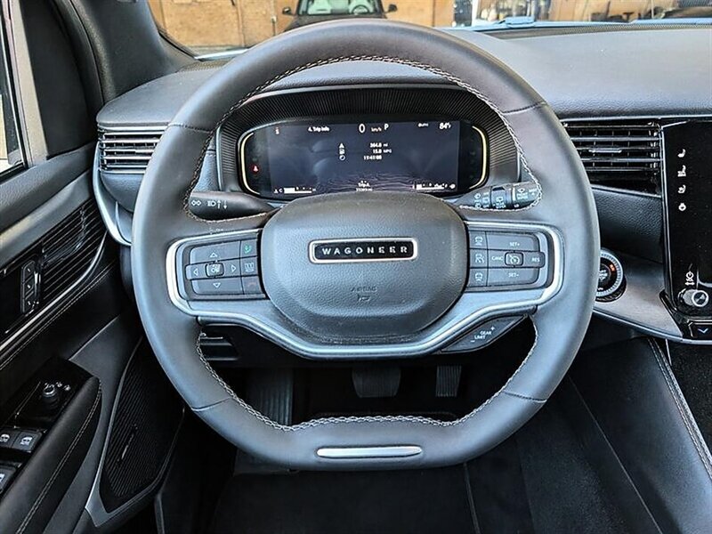 2025 Jeep Wagoneer Series II - Photo 19 - Bountiful, UT 84010