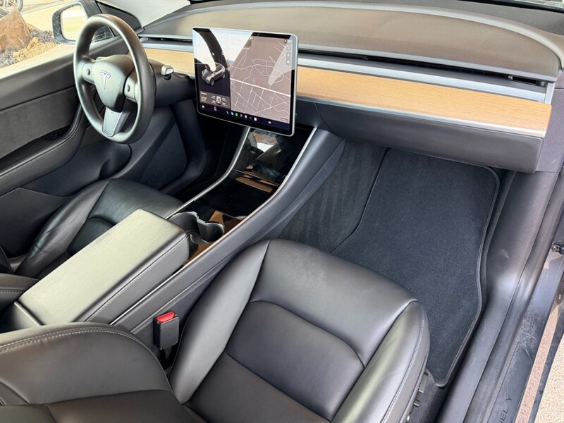 2020 Tesla Model Y Long Range - Photo 7 - St. George, UT 84770-2625