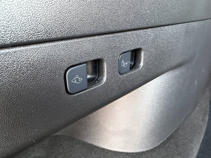 2020 Tesla Model Y Long Range - Photo 41 - St. George, UT 84770-2625