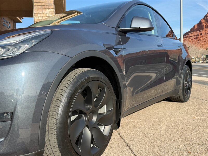 2020 Tesla Model Y Long Range - Photo 22 - St. George, UT 84770-2625