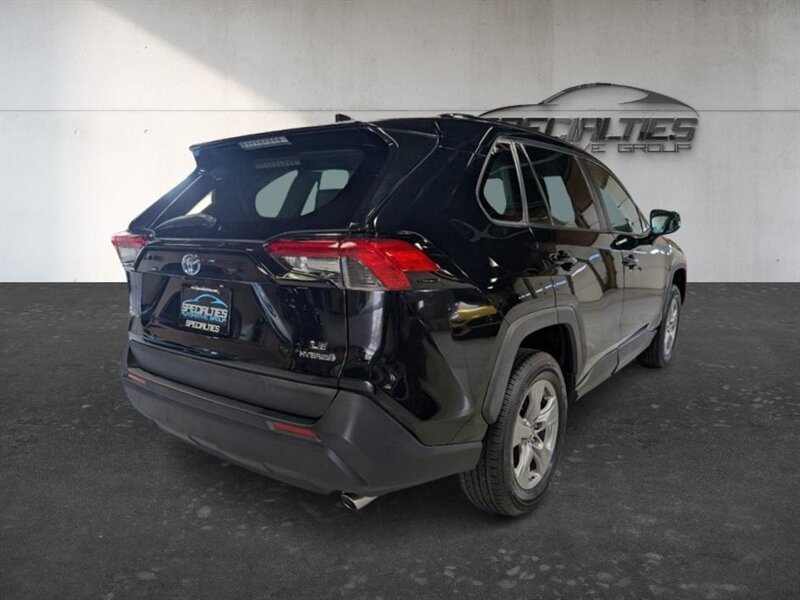 2023 Toyota RAV4 Hybrid LE - Photo 10 - Bountiful, UT 84010