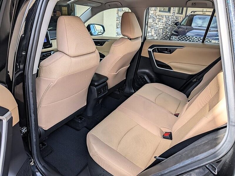 2023 Toyota RAV4 Hybrid LE - Photo 26 - Bountiful, UT 84010