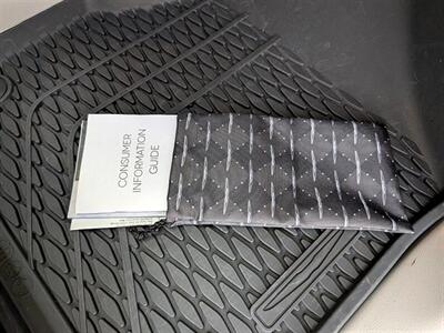 2024 Chrysler Pacifica Plug-In Hybrid Road Tripper   - Photo 30 - Bountiful, UT 84010
