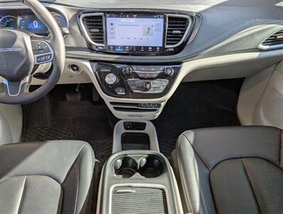 2024 Chrysler Pacifica Plug-In Hybrid Road Tripper   - Photo 21 - Bountiful, UT 84010