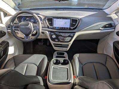 2024 Chrysler Pacifica Plug-In Hybrid Road Tripper   - Photo 3 - Bountiful, UT 84010