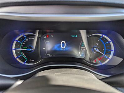 2024 Chrysler Pacifica Plug-In Hybrid Road Tripper   - Photo 20 - Bountiful, UT 84010