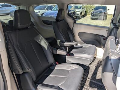2024 Chrysler Pacifica Plug-In Hybrid Road Tripper   - Photo 24 - Bountiful, UT 84010