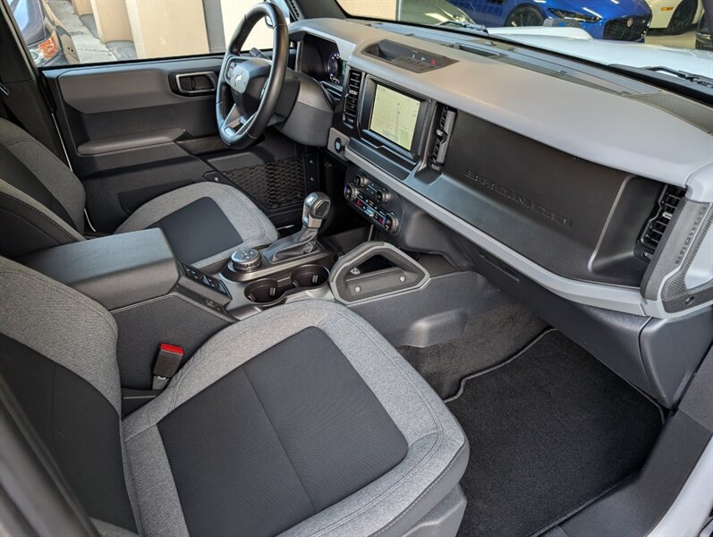 2023 Ford Bronco Big Bend - Photo 4 - Bountiful, UT 84010