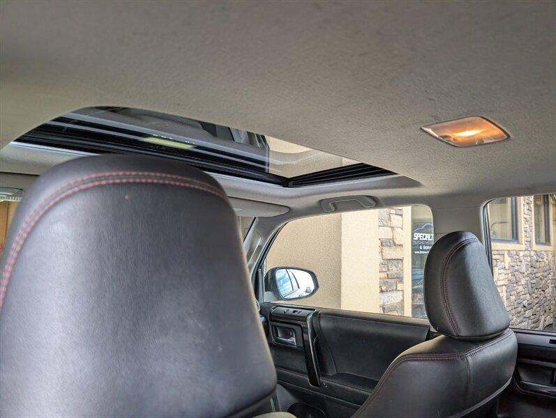 2021 Toyota 4Runner TRD Off-Road Premium - Photo 25 - Bountiful, UT 84010