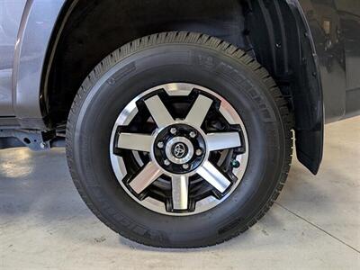 2021 Toyota 4Runner TRD Off-Road Premium   - Photo 14 - Bountiful, UT 84010