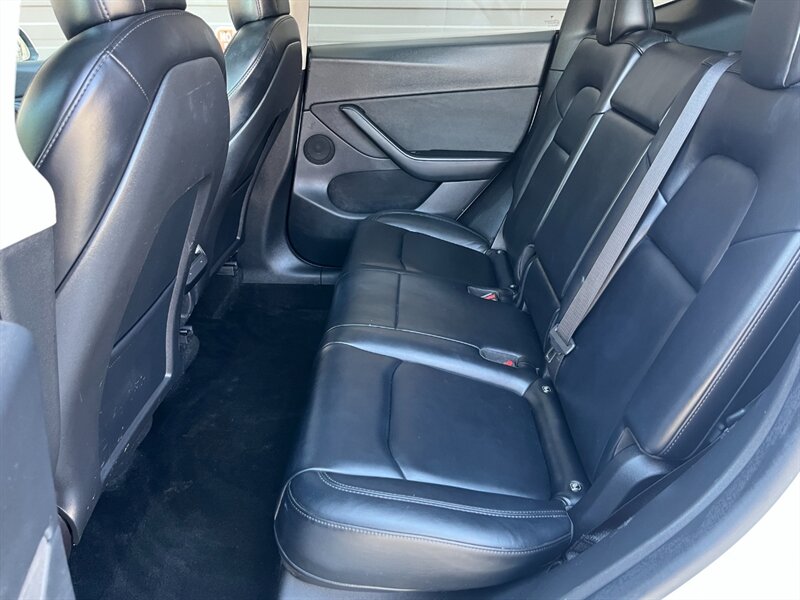 2022 Tesla Model Y Long Range - Photo 11 - St. George, UT 84770-2625