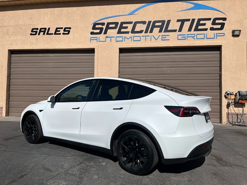 2022 Tesla Model Y Long Range - Photo 32 - St. George, UT 84770-2625