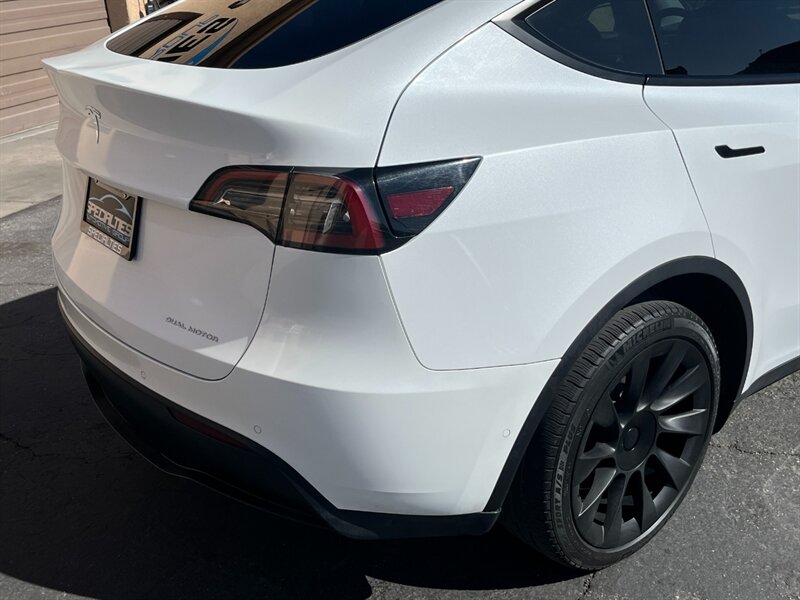 2022 Tesla Model Y Long Range - Photo 16 - St. George, UT 84770-2625