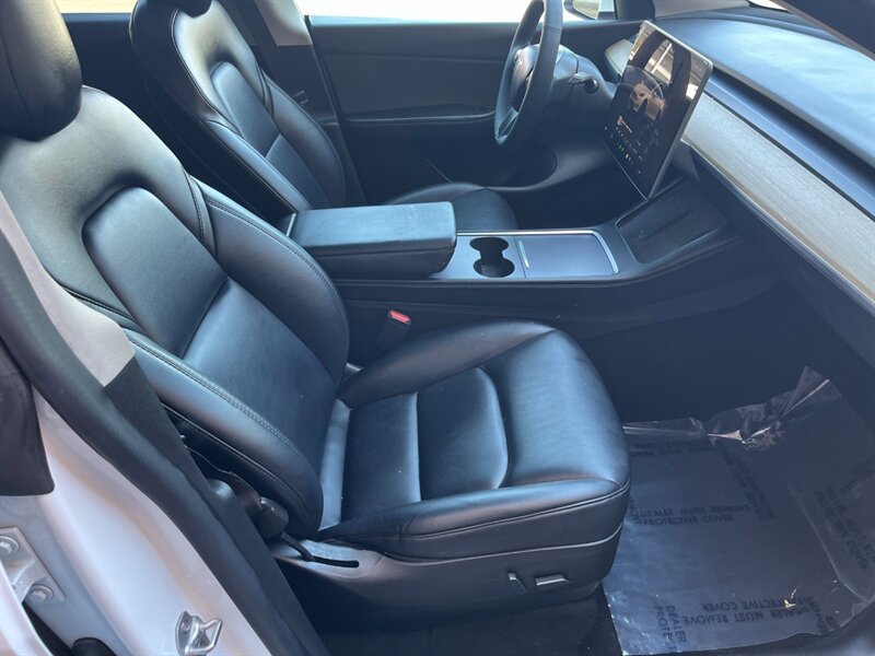 2022 Tesla Model Y Long Range - Photo 13 - St. George, UT 84770-2625