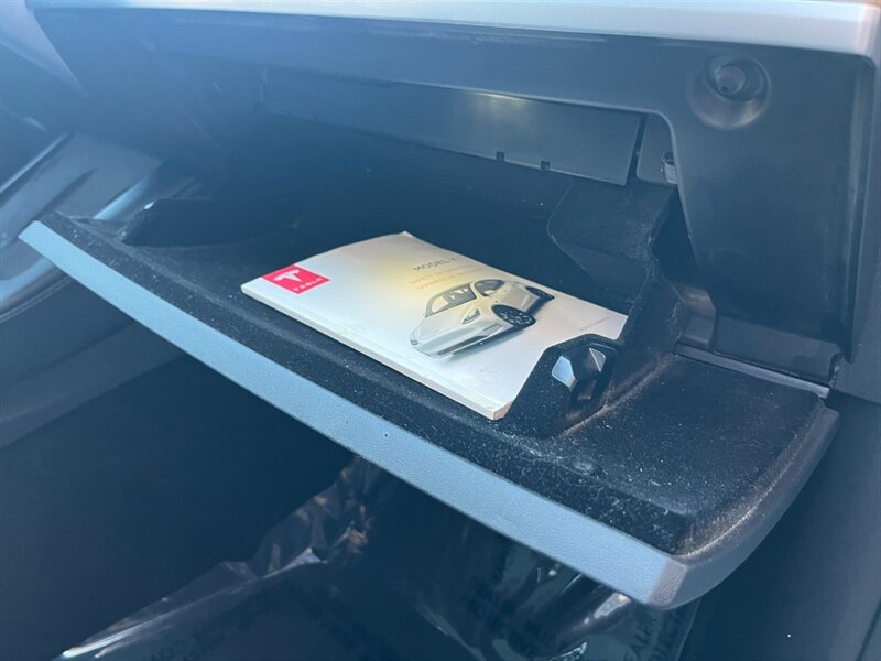 2022 Tesla Model Y Long Range - Photo 43 - St. George, UT 84770-2625
