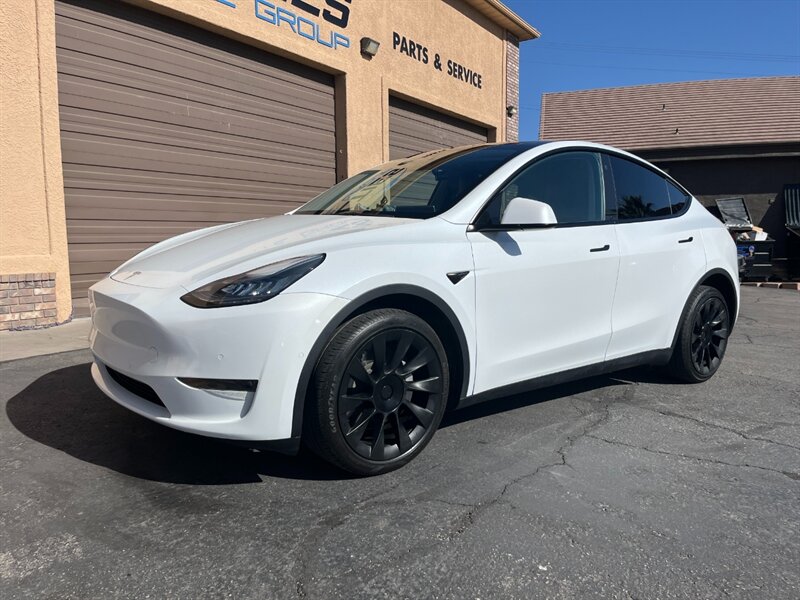 2022 Tesla Model Y Long Range - Photo 8 - St. George, UT 84770-2625