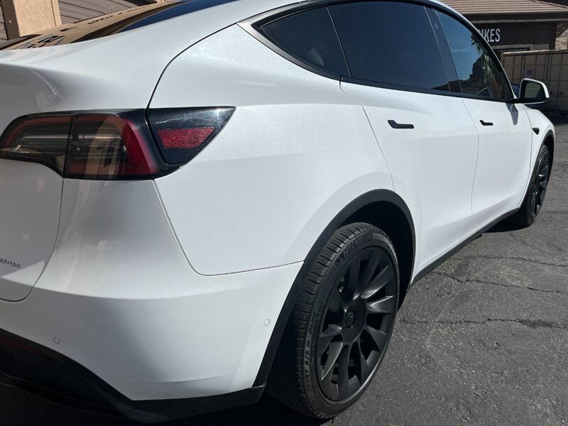 2022 Tesla Model Y Long Range - Photo 24 - St. George, UT 84770-2625
