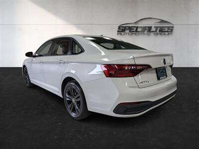 2022 Volkswagen Jetta SE   - Photo 8 - Bountiful, UT 84010