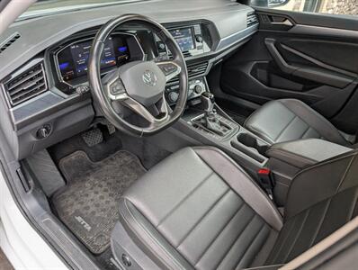 2022 Volkswagen Jetta SE   - Photo 2 - Bountiful, UT 84010
