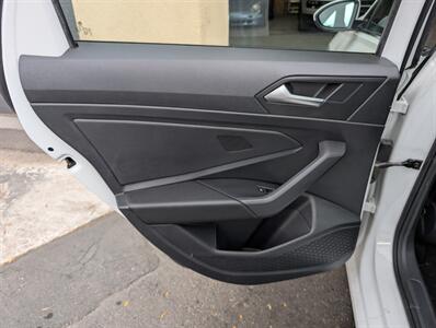 2022 Volkswagen Jetta SE   - Photo 23 - Bountiful, UT 84010