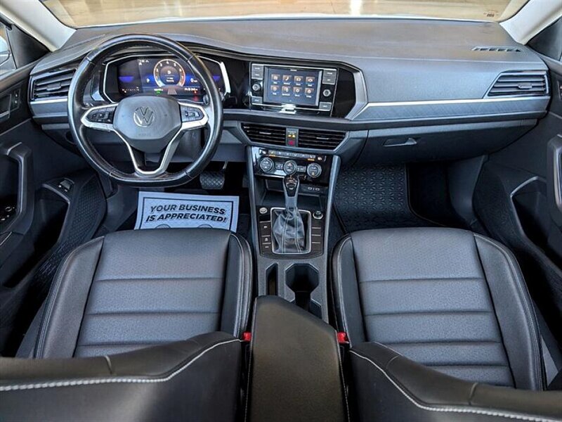 2022 Volkswagen Jetta SE - Photo 3 - Bountiful, UT 84010