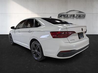 2022 Volkswagen Jetta SE - Photo 8 - Bountiful, UT 84010