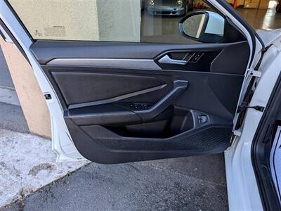 2022 Volkswagen Jetta SE - Photo 18 - Bountiful, UT 84010