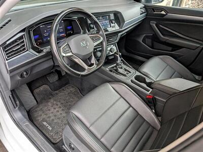 2022 Volkswagen Jetta SE   - Photo 2 - Bountiful, UT 84010