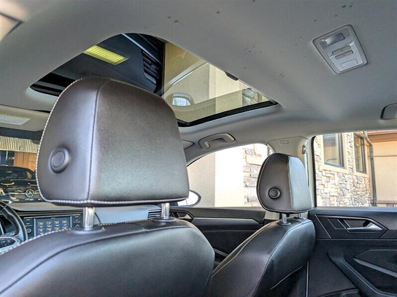 2022 Volkswagen Jetta SE - Photo 27 - Bountiful, UT 84010