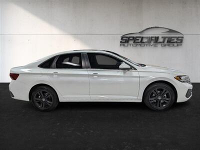 2022 Volkswagen Jetta SE - Photo 11 - Bountiful, UT 84010