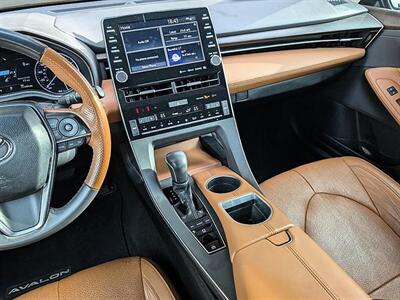 2019 Toyota Avalon Limited   - Photo 24 - Bountiful, UT 84010