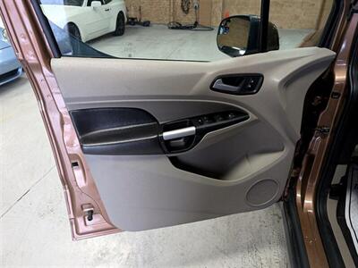 2014 Ford Transit Connect Titanium   - Photo 18 - Bountiful, UT 84010