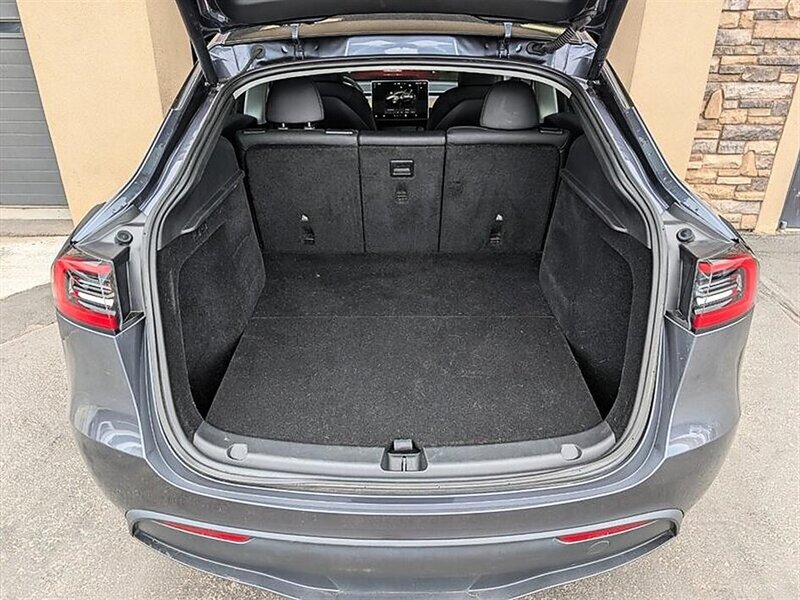 2023 Tesla Model Y Long Range FSD Capable - Photo 27 - Bountiful, UT 84010