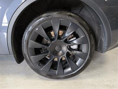 2023 Tesla Model Y Long Range   - Photo 14 - Bountiful, UT 84010