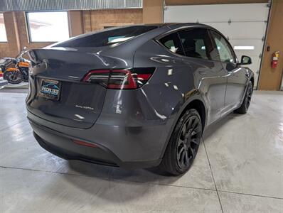 2023 Tesla Model Y Long Range   - Photo 10 - Bountiful, UT 84010