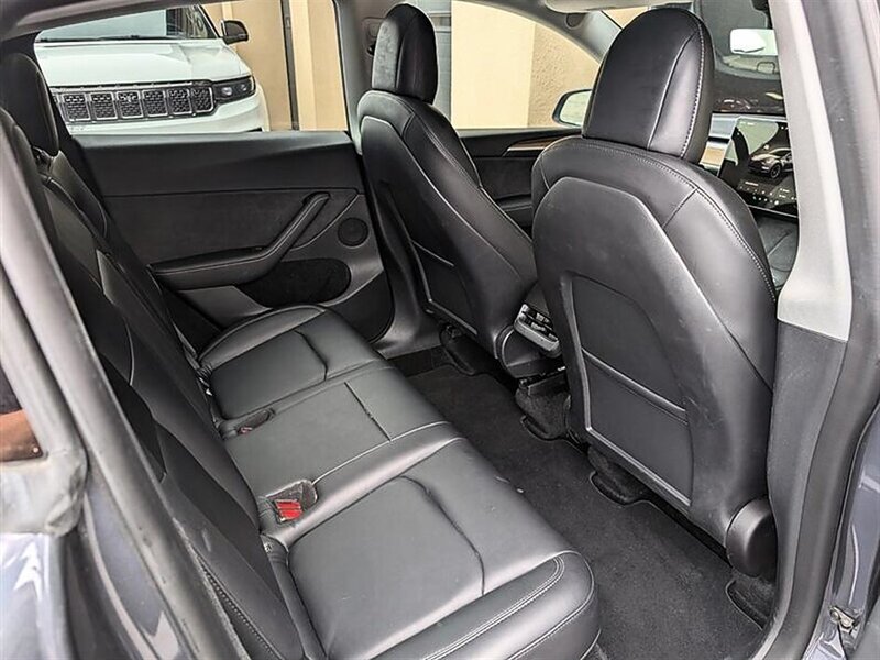 2023 Tesla Model Y Long Range FSD Capable - Photo 29 - Bountiful, UT 84010