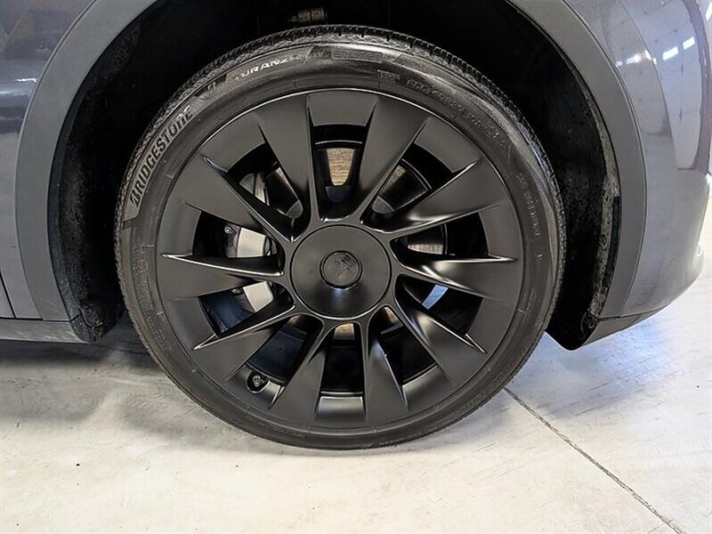 2023 Tesla Model Y Long Range FSD Capable - Photo 12 - Bountiful, UT 84010